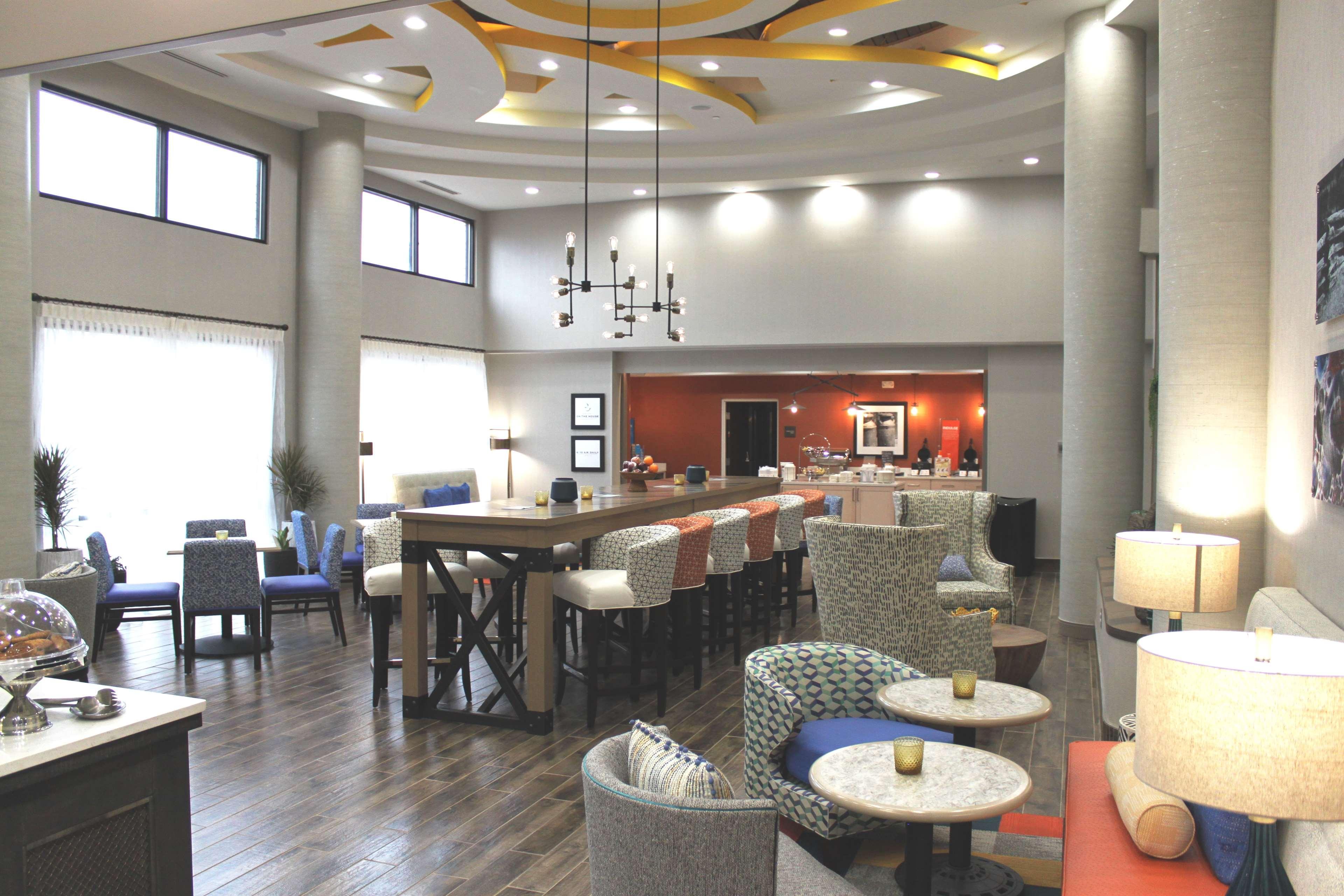 Hampton Inn Forsyth Zewnętrze zdjęcie