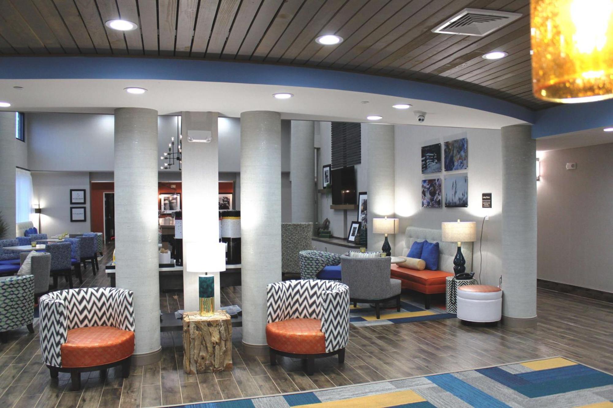 Hampton Inn Forsyth Zewnętrze zdjęcie